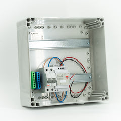 Caja con transformador de 24V e interruptor, 300x300, IP65
